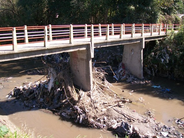 Arroyo de Plátanos, el 14  de agosto de 2011.La Contaminación continua.