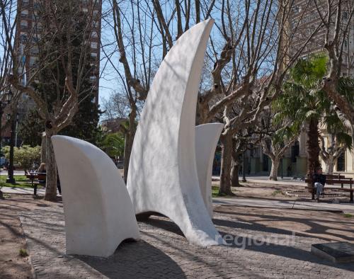 Plaza San Martín de Quilmes. Monumento a las Madres de Plaza de MAyo