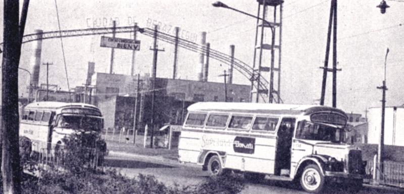 Arco de metal, a la entra de Berazategui, por la calle Mitre